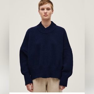 Babaa no15 navy sweater